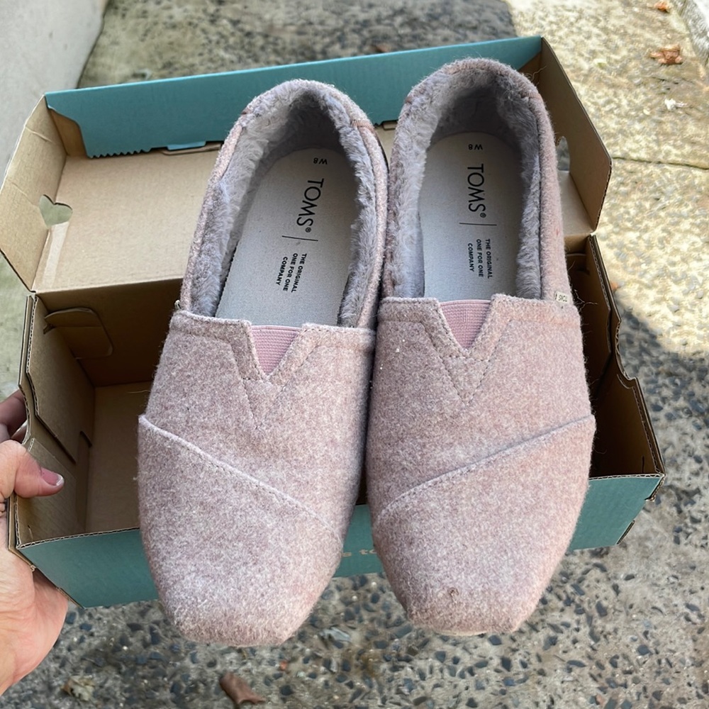 Toms shoes